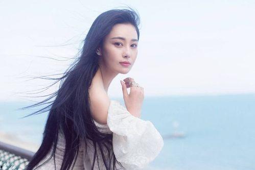 娱乐吃瓜君张馨予,从娱乐吃瓜到军嫂的转变之路  第1张